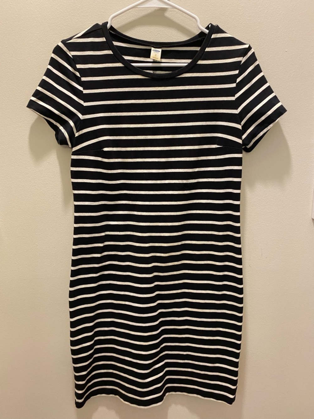 ‼️2 for $12‼️ Old Navy Black and White Striped Short Sleeve Mini Dress